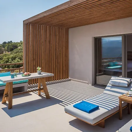 Harmony Aparthotel 4*
